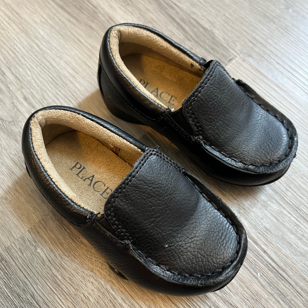 The Children's Place Black Moccasin Shoes Slip-On Design